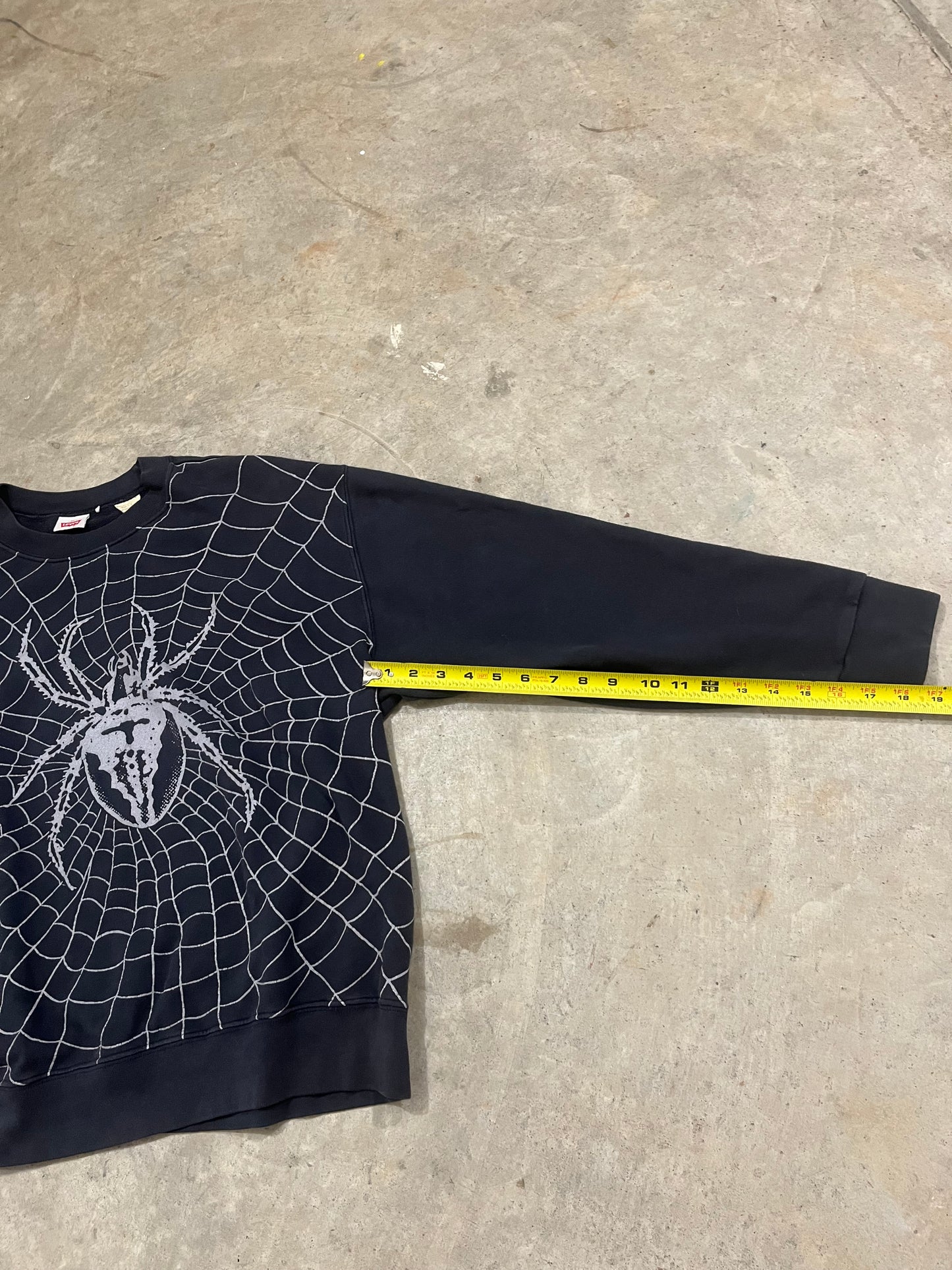 Levis Spider Crewneck